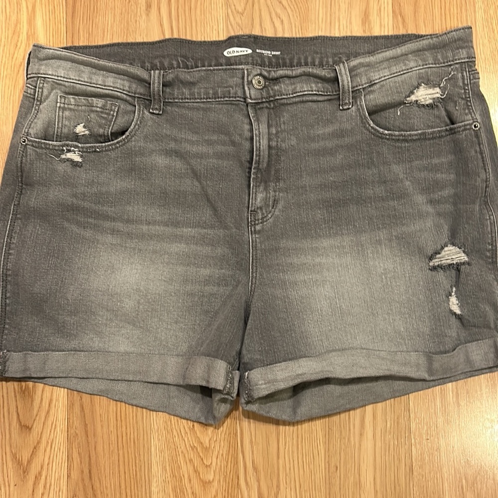 Old Navy Mid Rise BoyFriend Short Size 18 - Picture 4 of 10